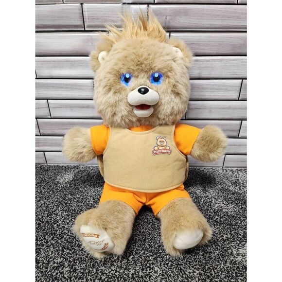 TEDDY RUXPIN 2017 ANIMATED Cuddly Storytelling Magical BEAR Toy Bluetooth #A87 - Picture 1 of 10